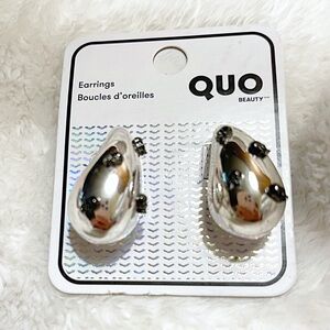🆕 QUO  Teardrop bobble Earrings with Black Accents